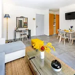 Infinity Apartment *